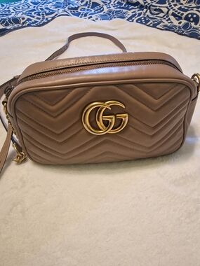 Gucci Marmont Small Matelassé Leather Shoulder Bag in Beige